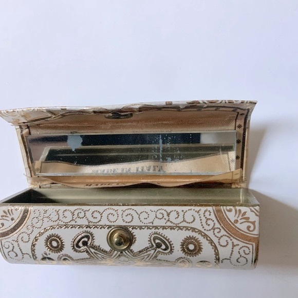 Vintage Fiocchi Italian Snap Lipstick Case w/Mirror - Picture 9 of 10